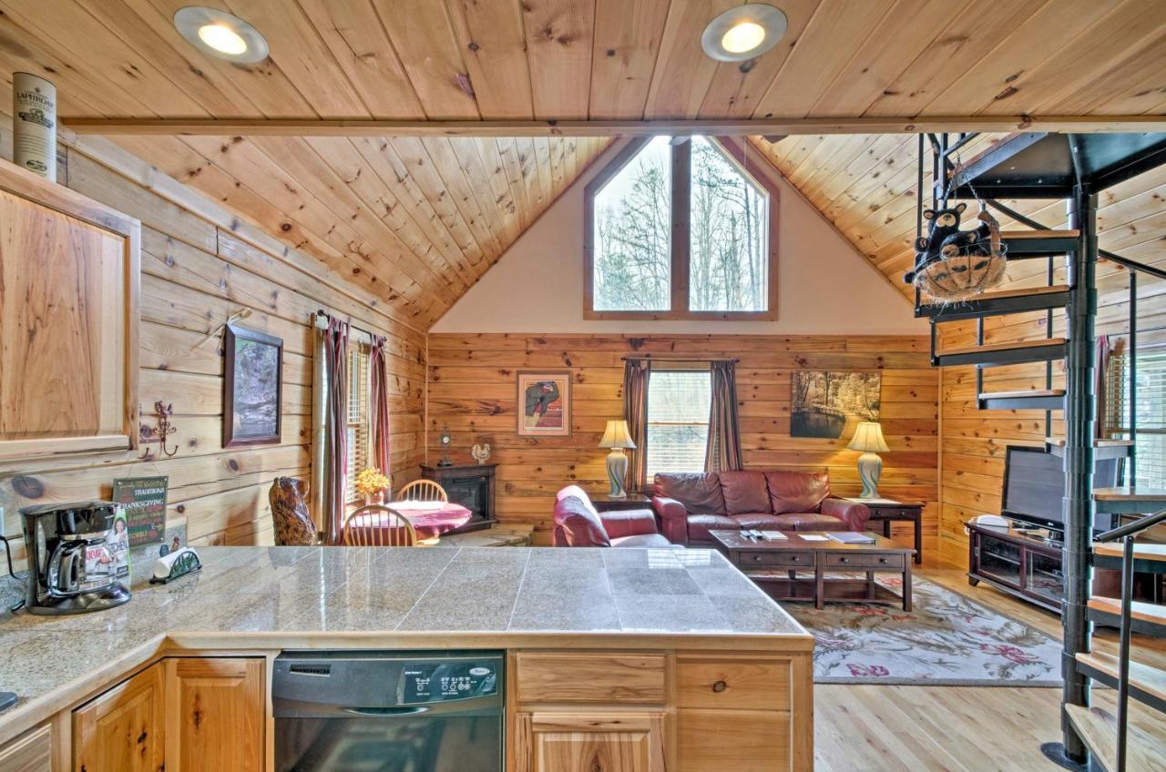Bryson City Vacation Rental With Hot Tub And Fire Pit! Eksteriør billede
